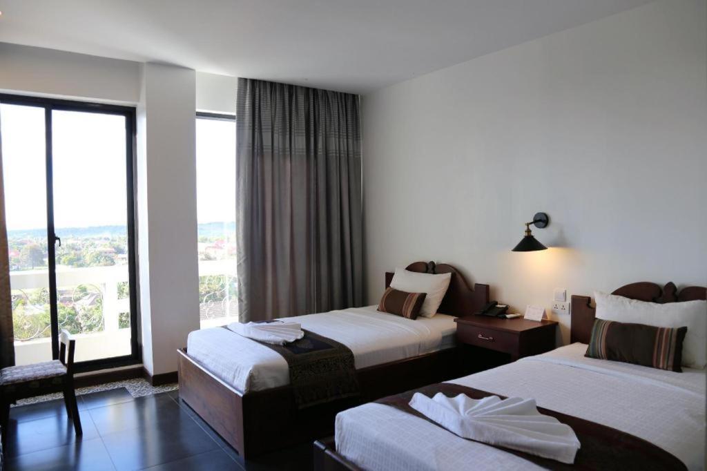 Yeak Loam Hotel Banlung Exterior foto