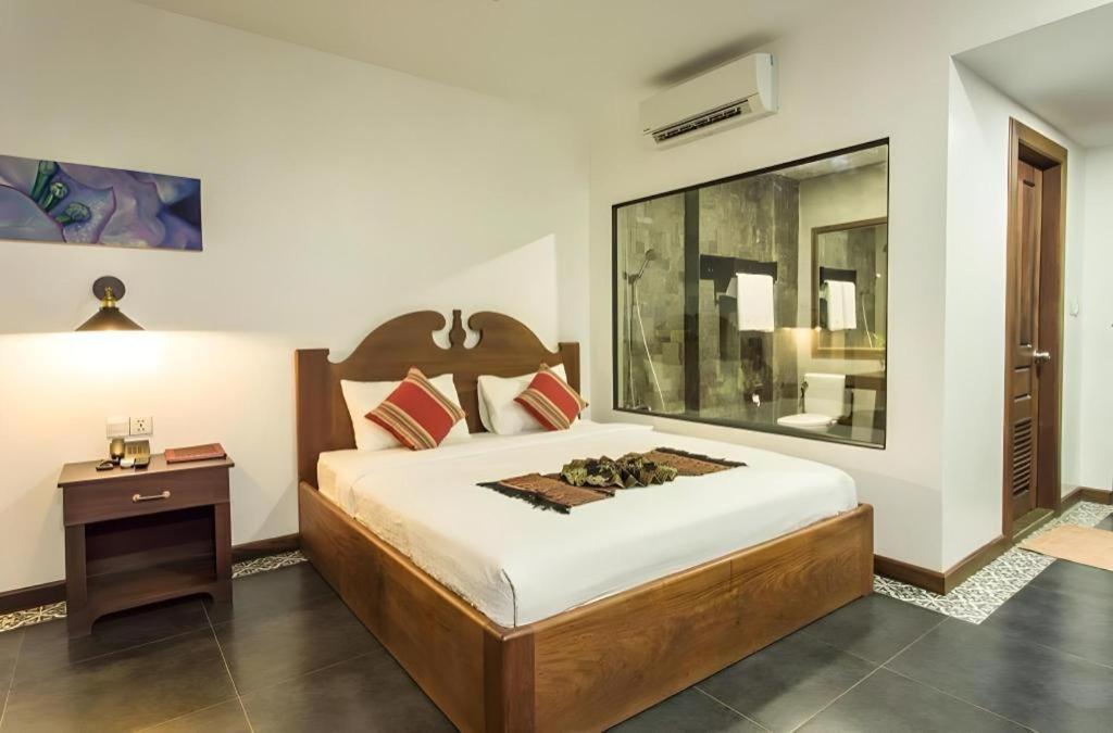 Yeak Loam Hotel Banlung Exterior foto